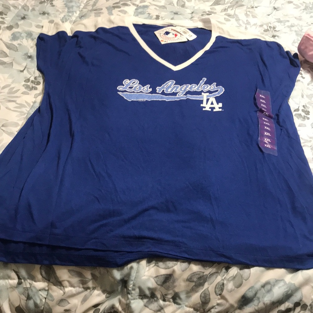 Women's Dodger shirt